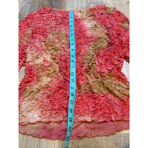 Vintage Snoskins Textured Floral Red & Gold Sheer 3D Top M - Picture 6 of 6